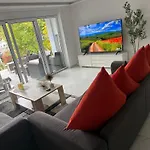 Ferien- & Wellneswohnung Mit Privater Sauna Und Whirlpool *