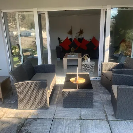 Ferien- & Wellneswohnung Mit Privater Sauna Und Whirlpool *