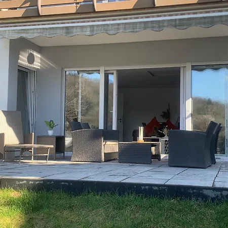 Ferien- & Wellneswohnung Mit Privater Sauna Und Whirlpool Apartamento *