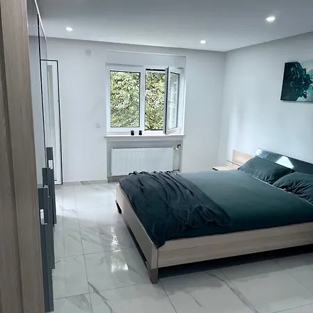 Ferien- & Wellneswohnung Mit Privater Sauna Und Whirlpool Apartman
