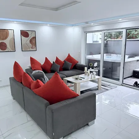 Ferien- & Wellneswohnung Mit Privater Sauna Und Whirlpool Apartamento