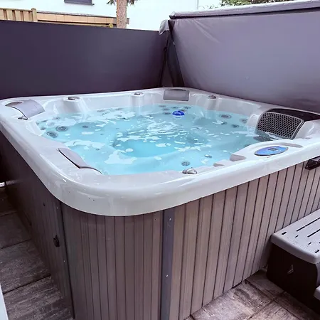 Apartamento Ferien- & Wellneswohnung Mit Privater Sauna Und Whirlpool *