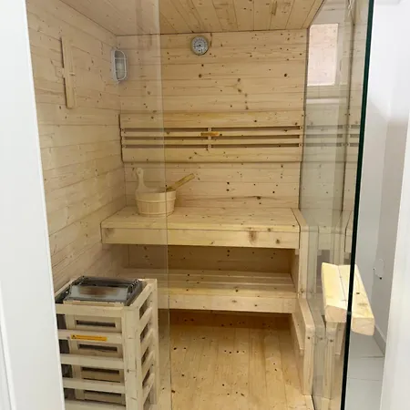 Ferien- & Wellneswohnung Mit Privater Sauna Und Whirlpool Gelnhausen