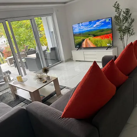 Ferien- & Wellneswohnung Mit Privater Sauna Und Whirlpool *